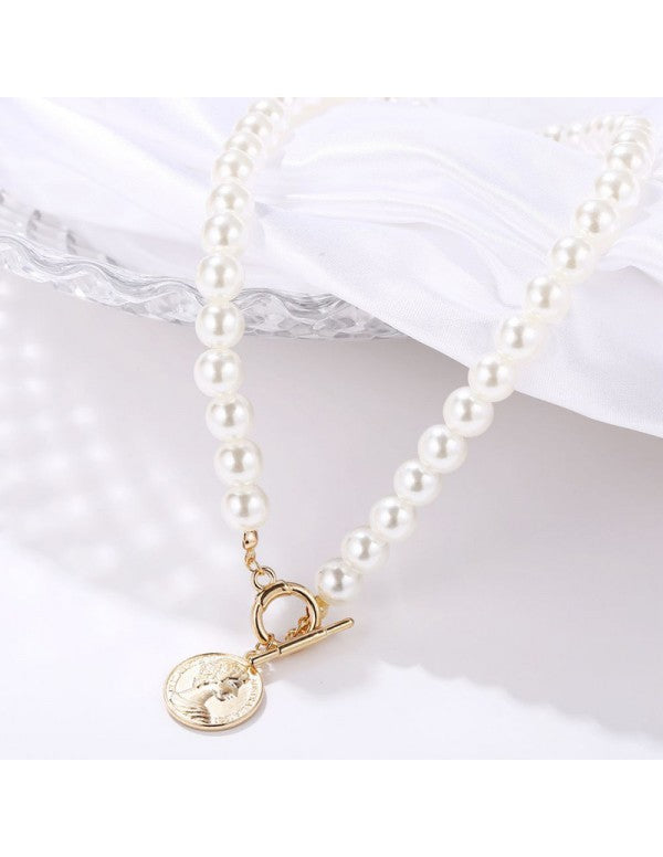 Plushy Pearl Gold Plated Necklace Women/Girls