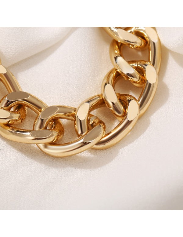 Tantalizing Gold Plated Necklace For Women/Girls